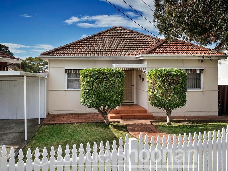 702a Forest Road, Peakhurst, NSW 2210 Property Details