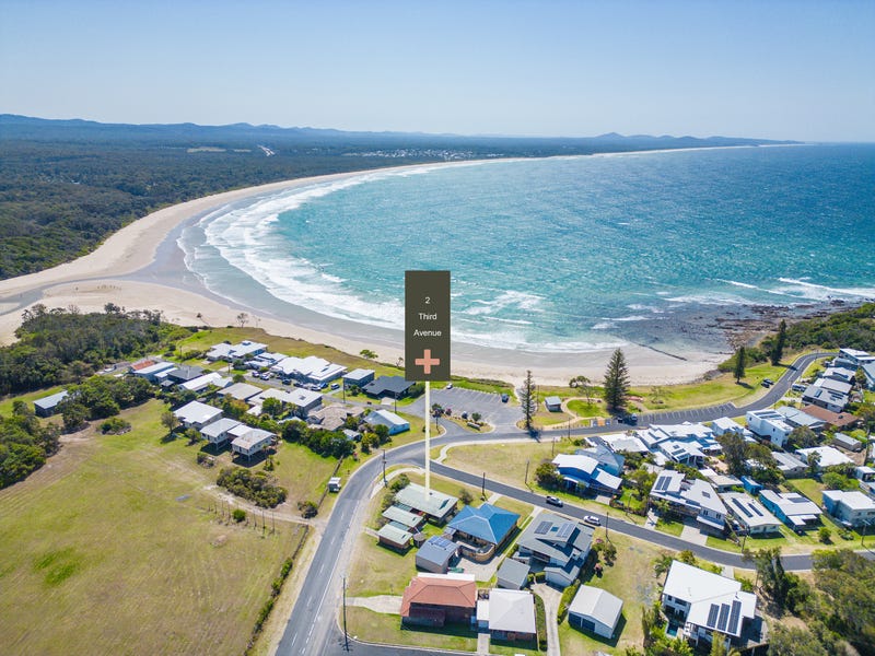 2 Third Avenue, Arrawarra Headland, NSW 2456