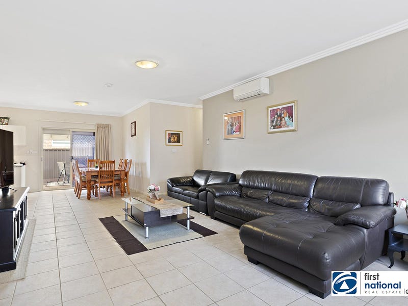 4/14 Napoleon Road, Greenacre, NSW 2190 Property Details