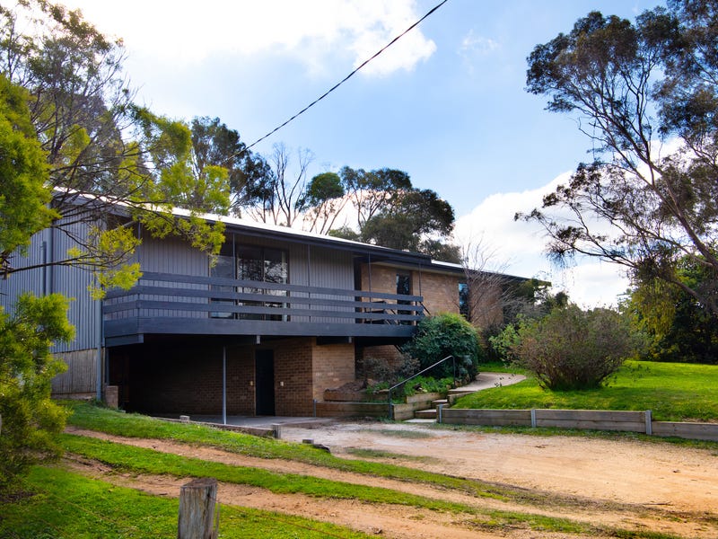 43 Happy Valley Road, Castlemaine, Vic 3450 Property Details