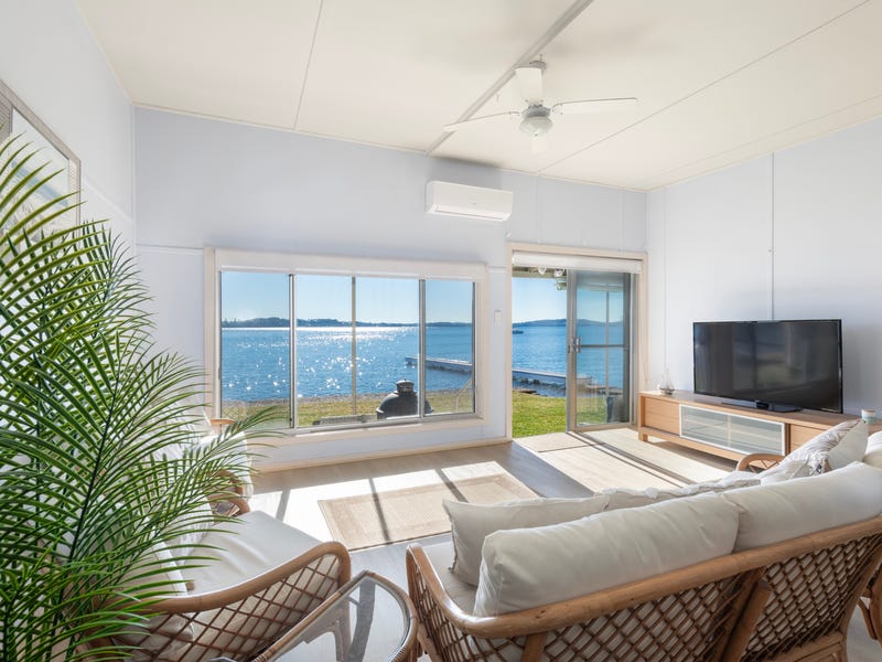 71 Beach Road, Silverwater, NSW 2264 House for Sale