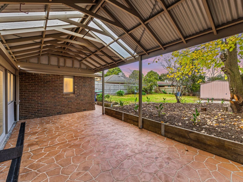 113 Endeavour Drive, Cranbourne North, VIC 3977