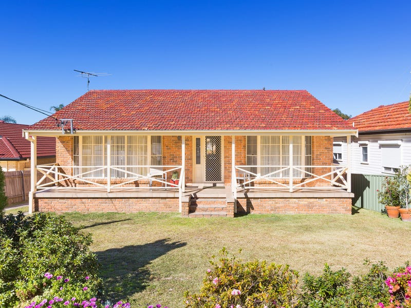 10 Canberra Road, Sylvania, NSW 2224 Property Details