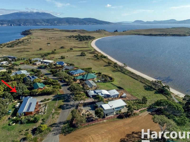 1 Meadows Place, Opossum Bay, TAS 7023