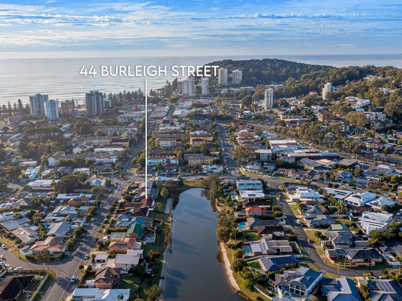 44 Burleigh Street, Burleigh Waters, Qld 4220 House for Sale