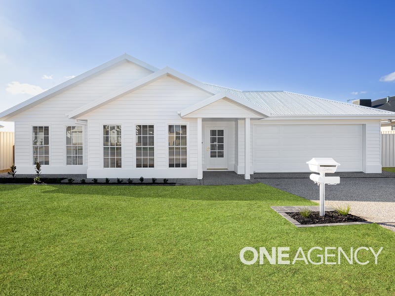 11 WYOMING AVENUE, Gobbagombalin, NSW 2650 Property Details