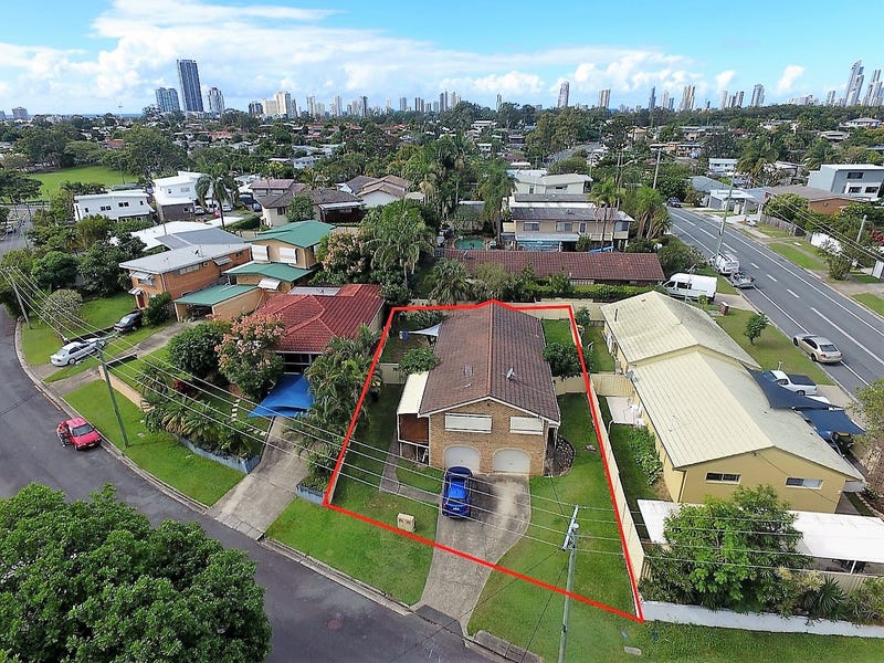 18 Caroline Avenue, Southport, QLD 4215