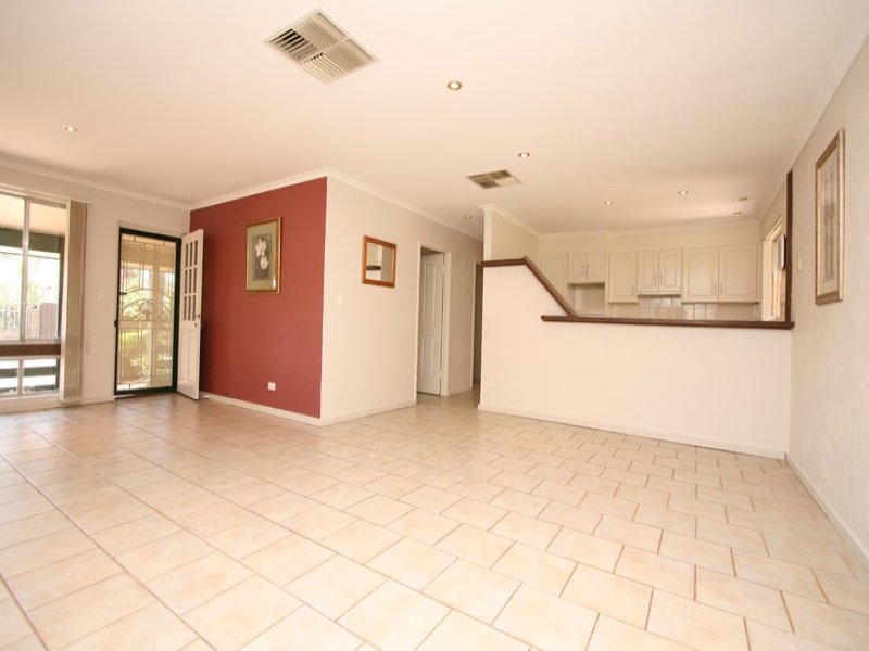 2 McMurray Avenue, Seaton, SA 5023 Property Details