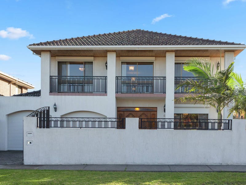 41 Windsor Drive, Avondale Heights, VIC 3034