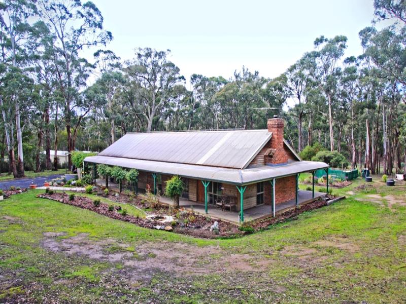 177 Slatey Creek Road, Woodend, VIC 3442
