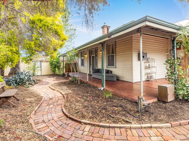 139 Great Eastern Highway, South Guildford, WA 6055 House for Sale