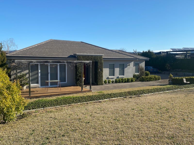 8 Stockmans Drive, Putta Bucca, NSW 2850