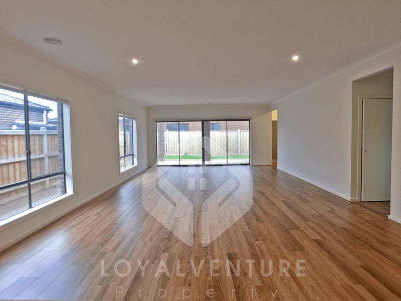 42 Carrick Street, Point Cook, VIC 3030