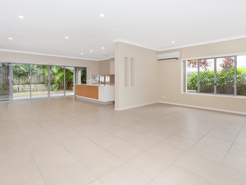 6 Riviera Cres, Peregian Springs, QLD 4573