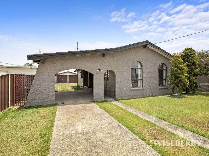 84 Dudley Street, Gorokan, NSW 2263