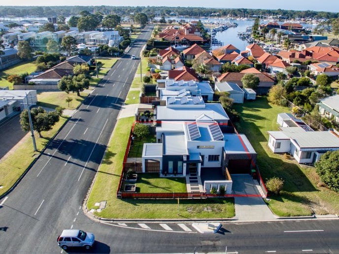 36 Wellington Street, Paynesville, VIC 3880