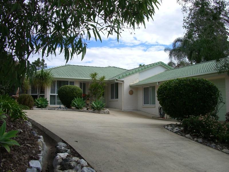 52 Marina Court, Eatons Hill, QLD 4037