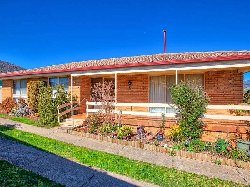 3 Yamba Street, Tallangatta, Vic 3700 Property Details