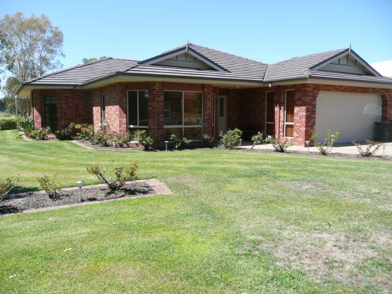 39 The Grove, Thurgoona, NSW 2640