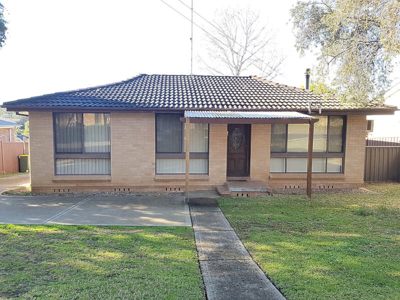 14 Driver Avenue, Wallacia, NSW 2745