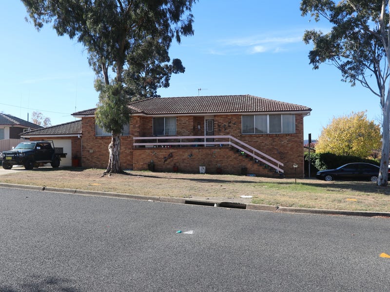 1 Bradford Drive, Goulburn, NSW 2580 Property Details
