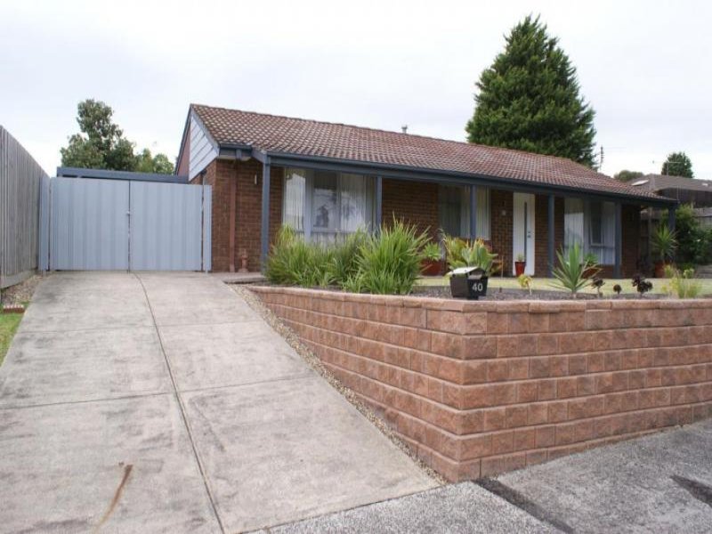 40 Inverness Street, Endeavour Hills, VIC 3802