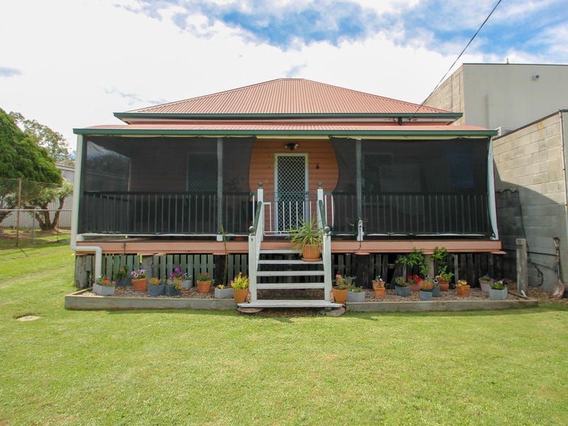 4 Aspect Street, North Toowoomba, Qld 4350