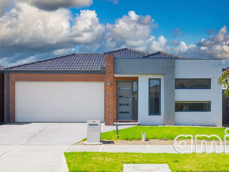 Real Estate & Property for Sale in 127 The Strand, Point Cook, VIC 3030