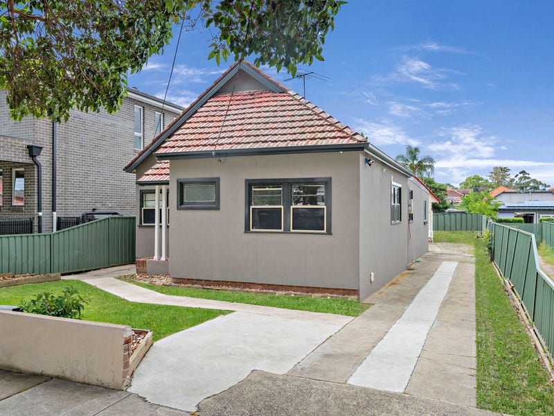 18 Beaumaris Street, Enfield, NSW 2136