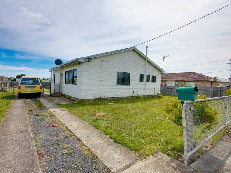 64 Madden Street, Devonport, TAS 7310