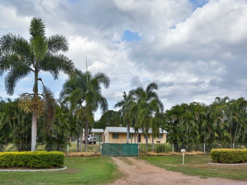 8 Flagstone Avenue, Rangewood, Qld 4817 Property Details