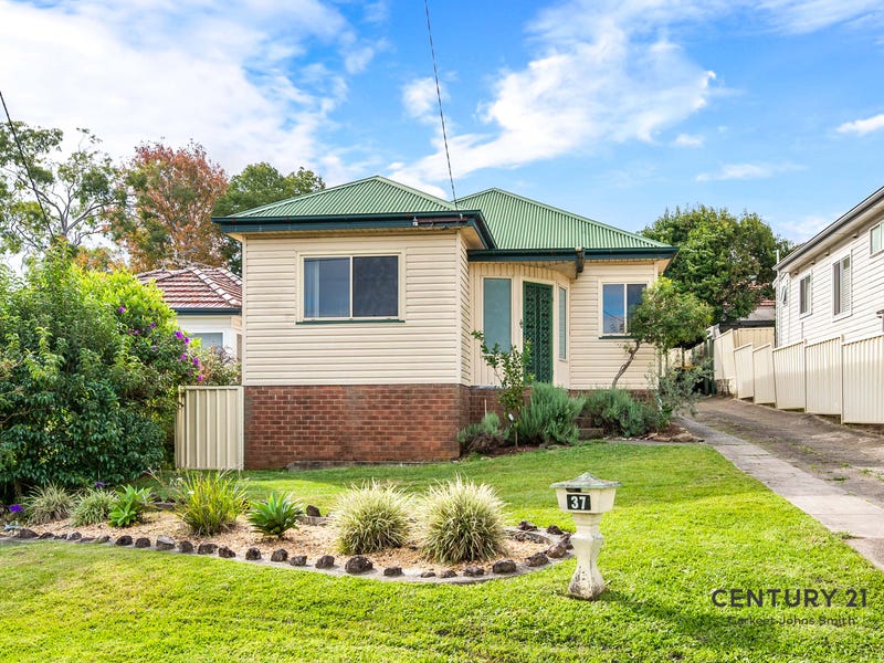 37 Fern Valley Road, Cardiff, NSW 2285