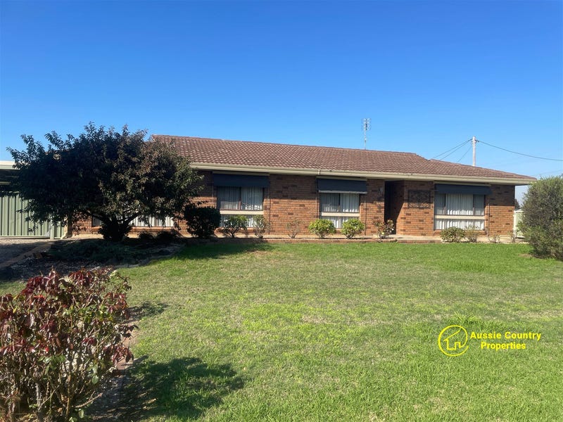 12 Barooga Street, Berrigan, NSW 2712 Property Details