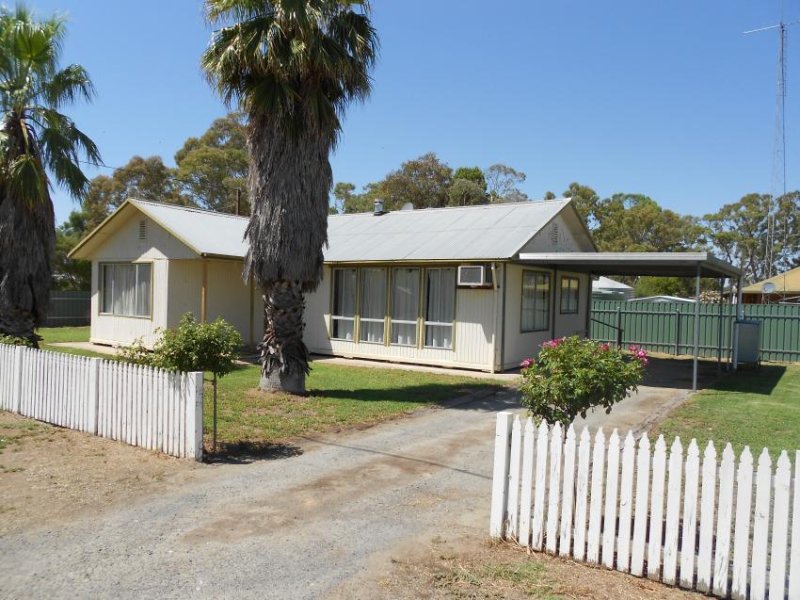 62 Milne Street, Bordertown, SA 5268 Property Details