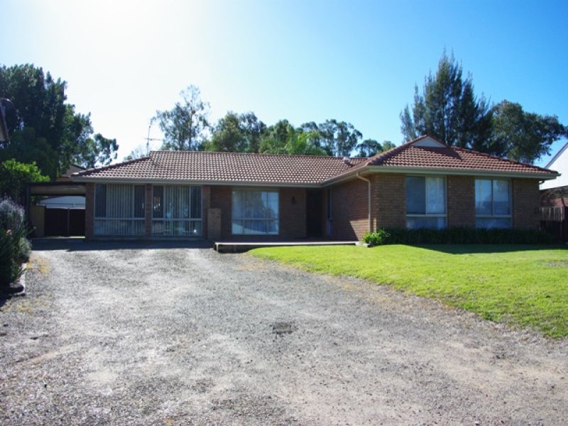 32 Panorama Cres, Freemans Reach, NSW 2756