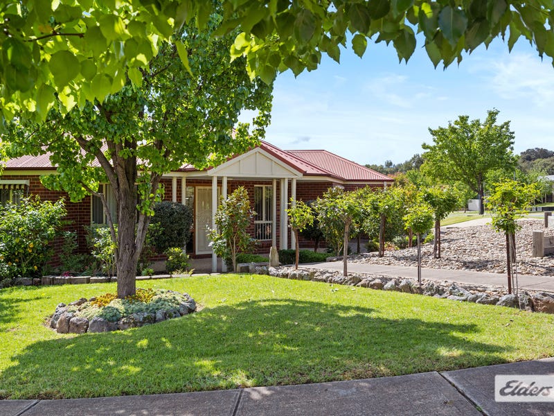 76 Barton Street, Wodonga, Vic 3690 Property Details