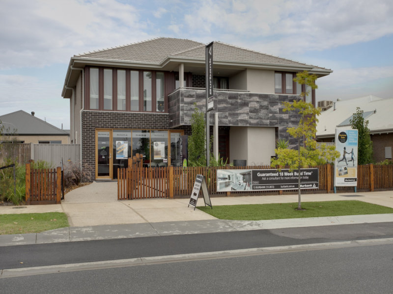 9 Arena Parade, Officer, Vic 3809 Property Details