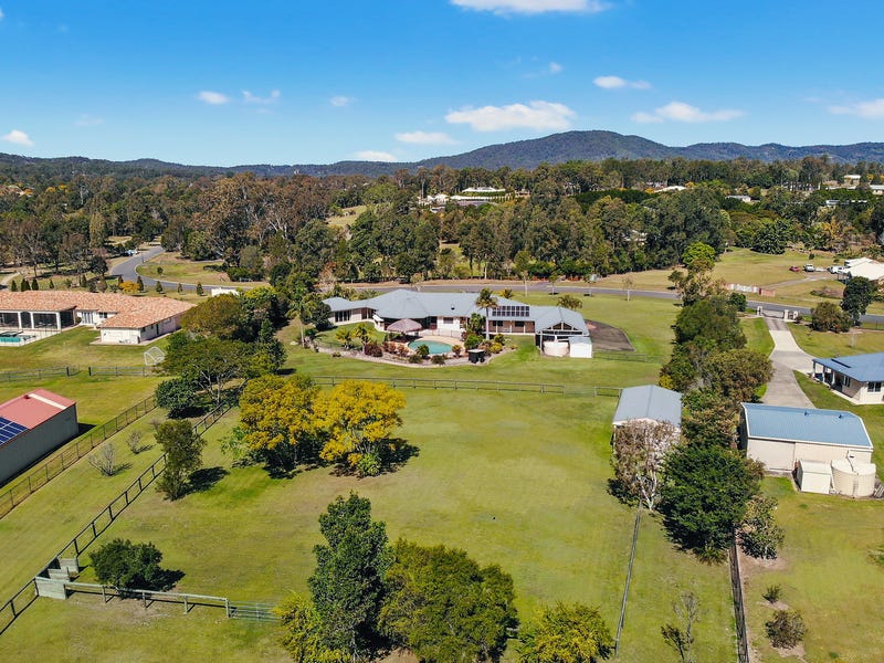 18 Warwick Lane, Samford Valley, QLD 4520