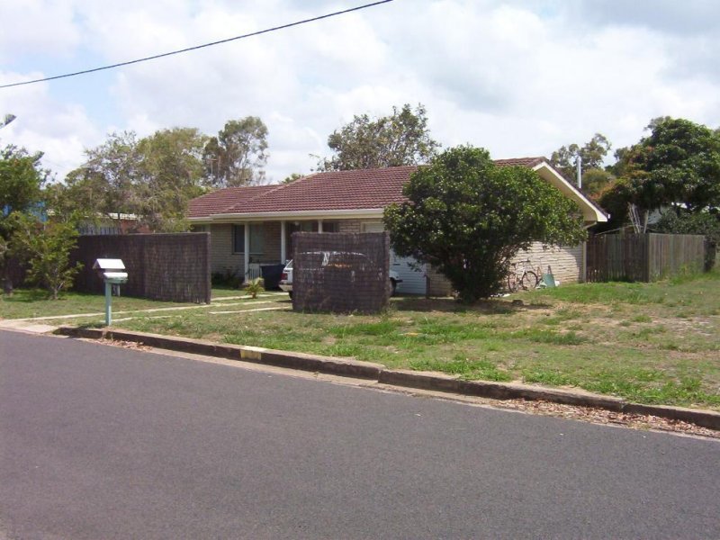 31 Club Avenue, Moore Park Beach, QLD 4670