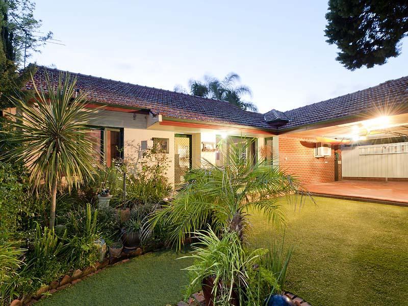 39A Bickley Crescent, Manning, WA 6152 Property Details