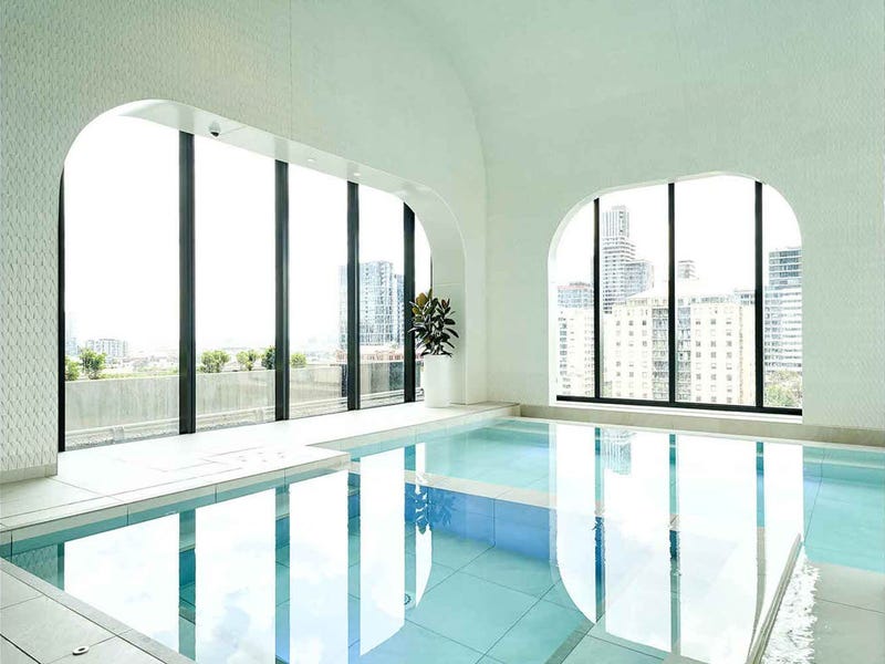 Real Estate & Property for Sale in Broadbeach Waters, QLD 4218 (+1