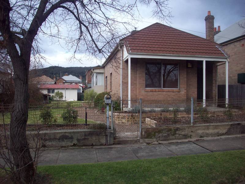 11 Laurence Street, Lithgow, NSW 2790