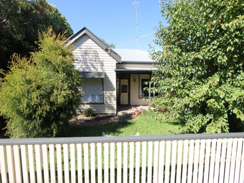 178 Victoria Street, Ballarat East, VIC 3350