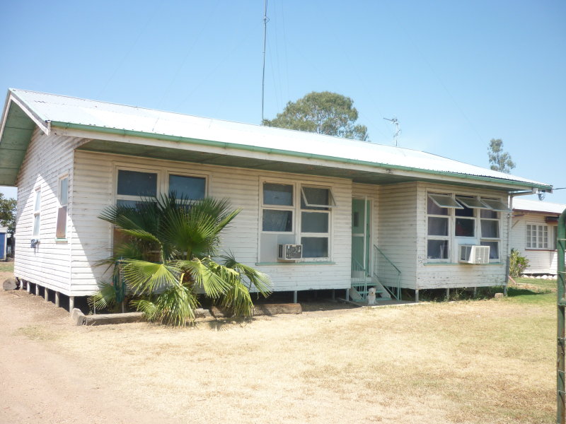 15 Lignum Avenue, Dirranbandi, QLD 4486