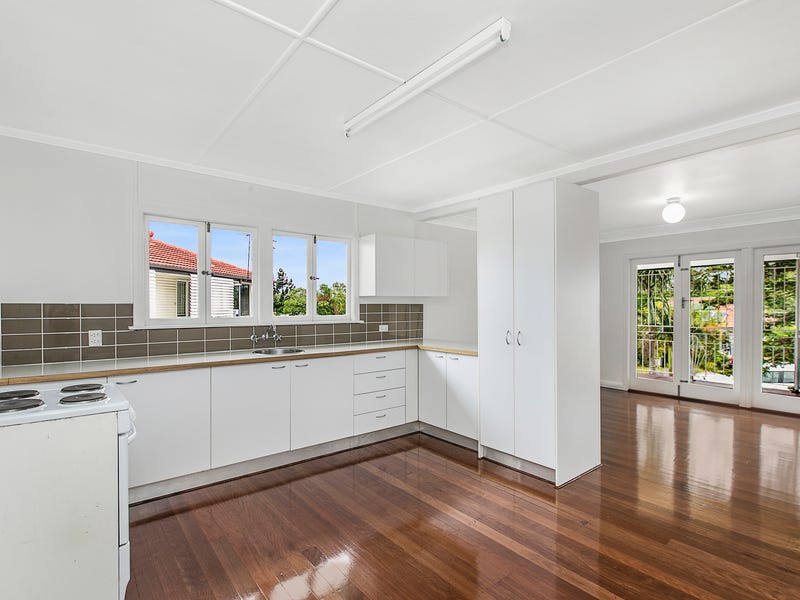 32 Gwynne Street, Wynnum West, QLD 4178