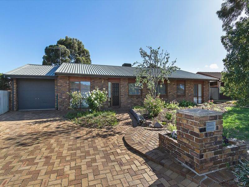 12 California Avenue, Craigmore, SA 5114 Property Details