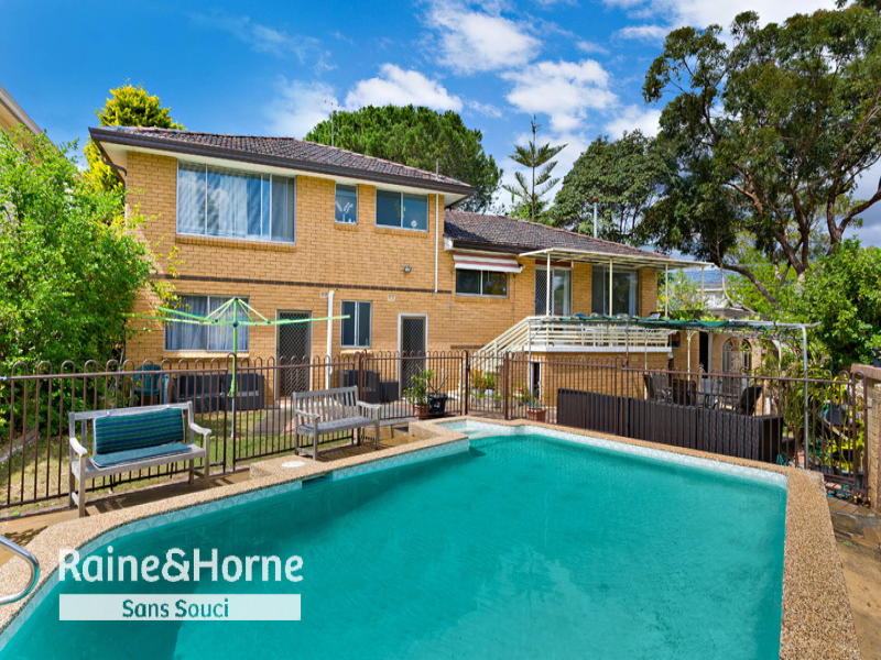 10 Seeland Place, Padstow Heights, NSW 2211