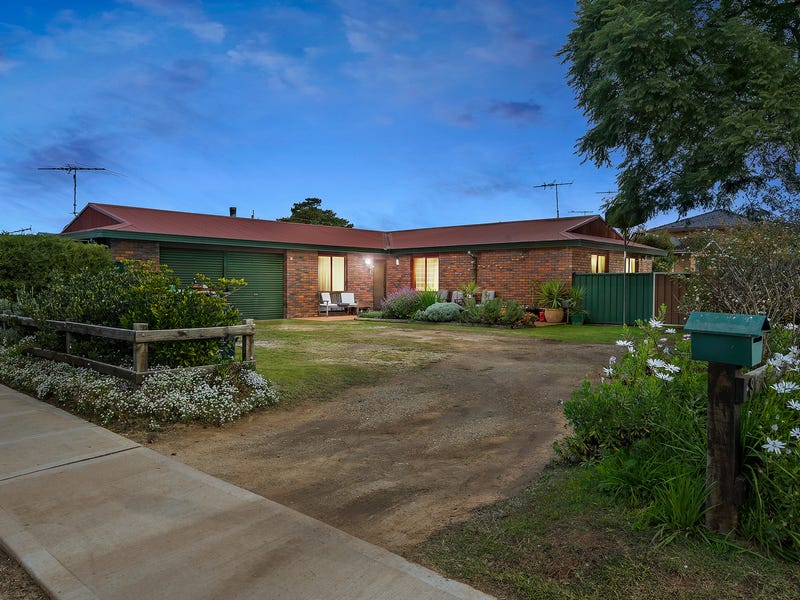 3 Castlereagh Road, Hobartville, NSW 2753 Property Details