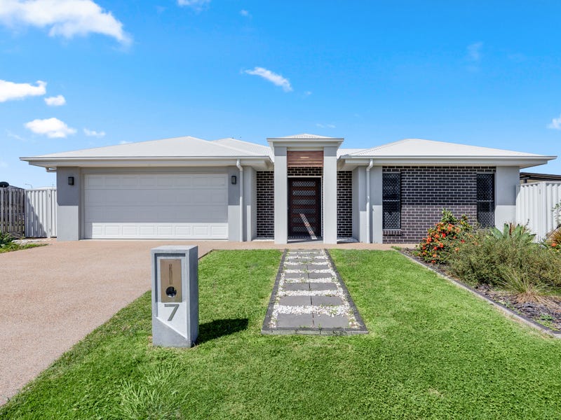 7 Regatta Court, Pialba, Qld 4655 Property Details