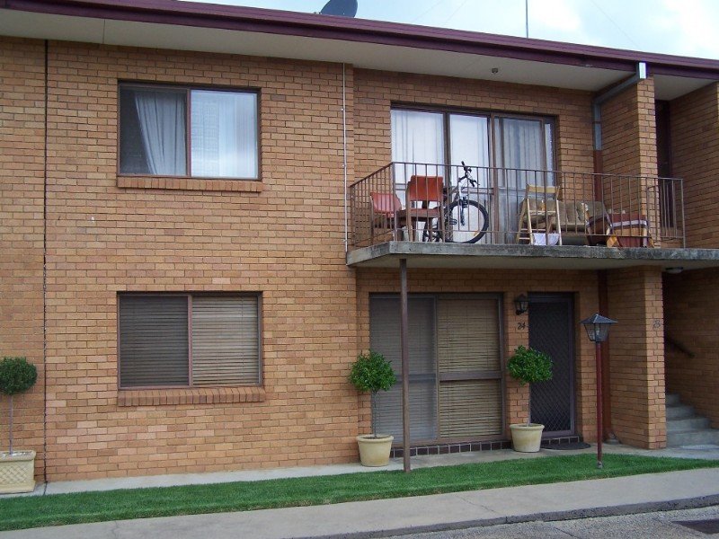 23 55 Piper Street Bathurst NSW 2795 Realestate au